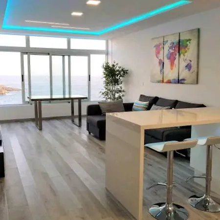 Apartamento De Lujo- Vistas Incribles! 아파트 칼라오살바헤